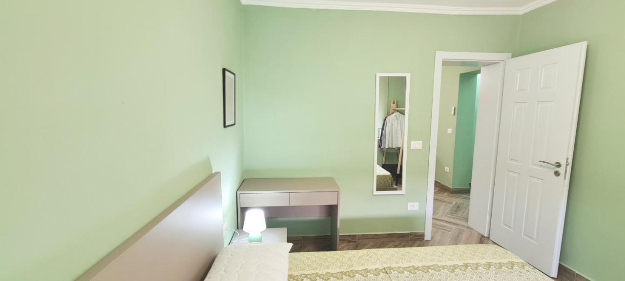 2V1 - Blloku Zy Apartment Tirana Exterior photo