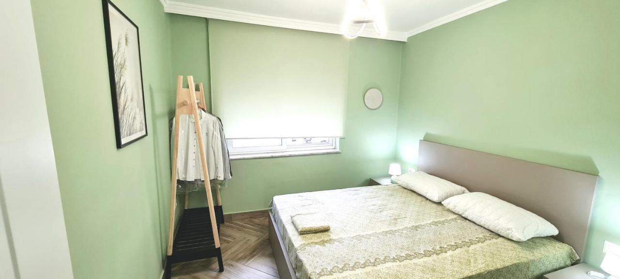 2V1 - Blloku Zy Apartment Tirana Exterior photo